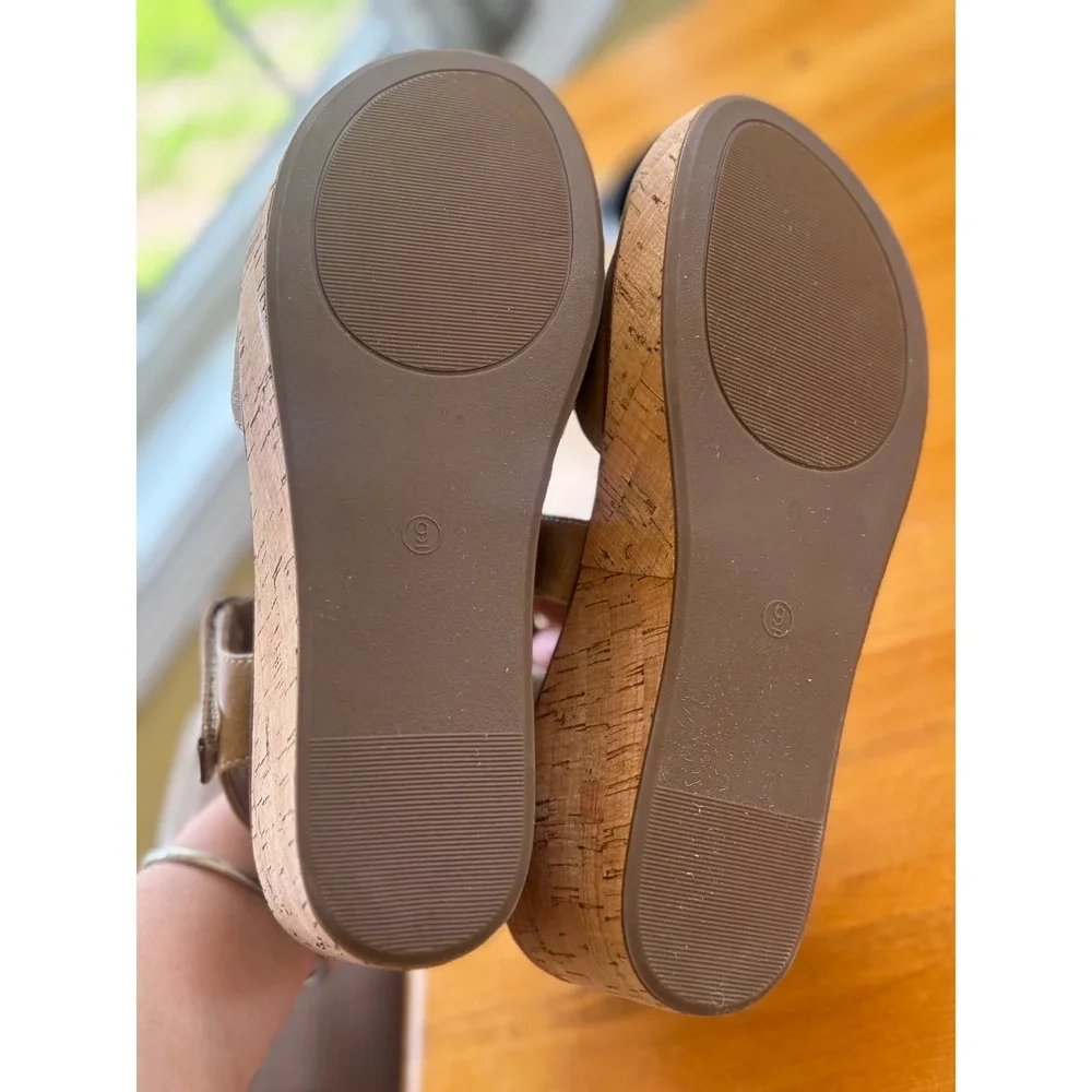 Corkys Footwear Womens Metallic Champagne Cork Wedge Sandals Size 9 Ankle Strap